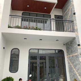 DỰ ÁN THI CÔNG CỬA NHÔM KÍNH TẠI ĐỨC HÒA, TÂY NINH