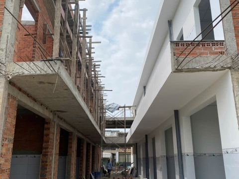 DỰ ÁN THI CÔNG CỬA NHÔM KÍNH TẠI MỸ HẠNH, TÂY NINH