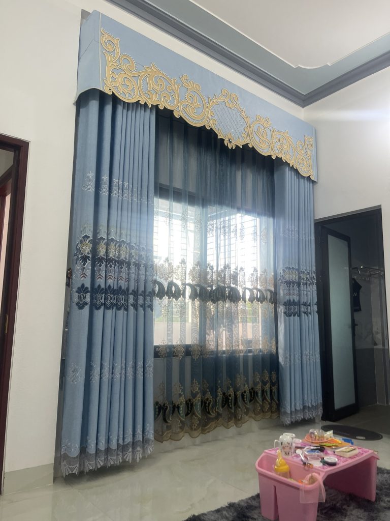 Đơn Vị Thi Công Lắp Đặt Rèm Cửa Cao Cấp Tại Long An