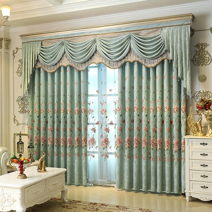 Rèm Nữ Hoàng Hoàng Gia Thêu Gấm Lộng Lẫy Cho Phòng Khách Biệt Thự