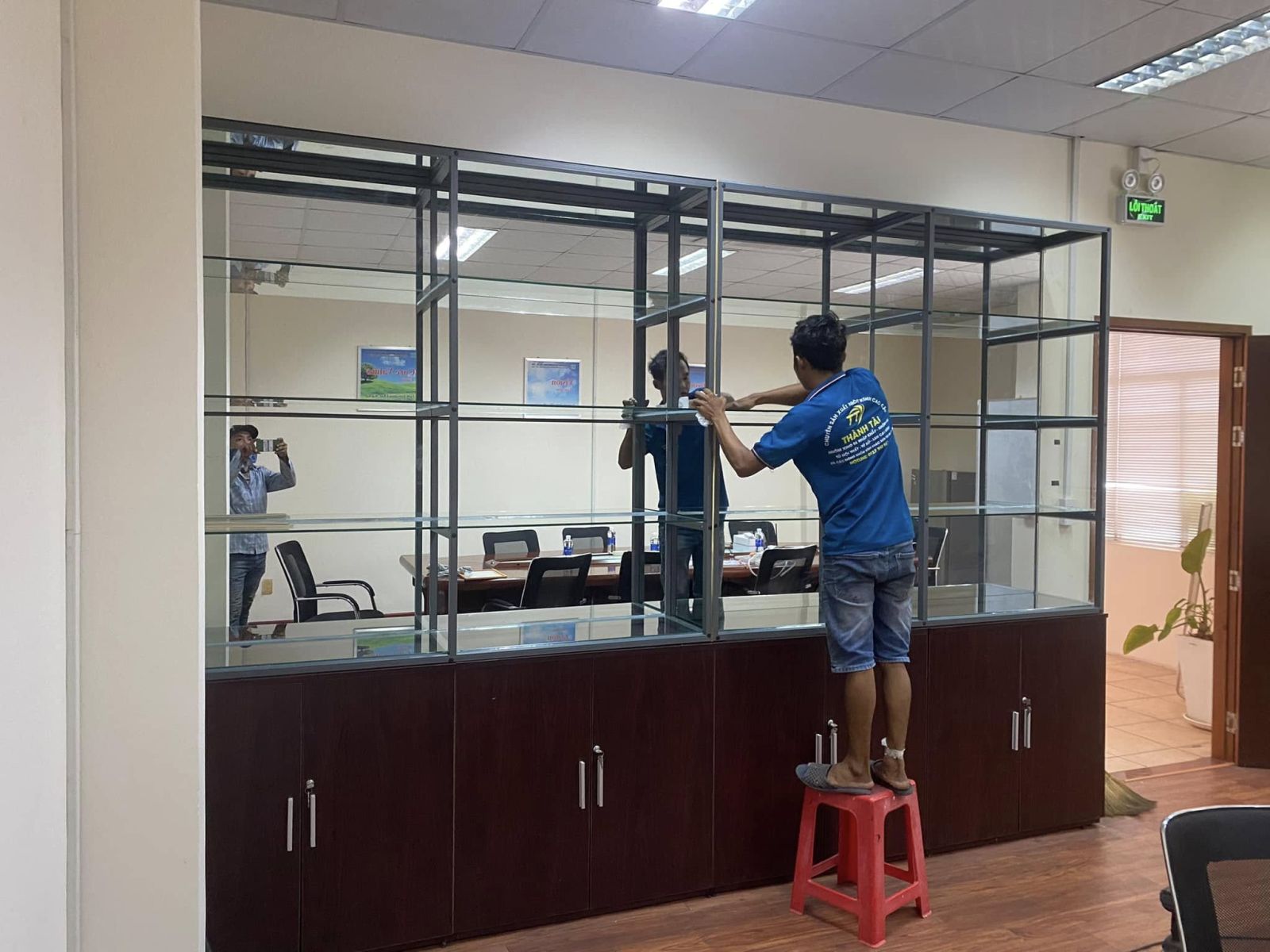 Thi Công Nhôm Kính Giá Rẻ