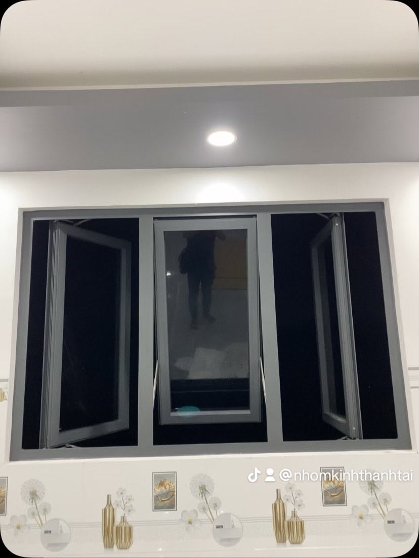 Công Ty Thi Công Nhôm Kính Uy Tín Hóc Môn Nhôm Kính Thành Tài Cửa Sổ Nhôm Xingfa 3 Cánh
