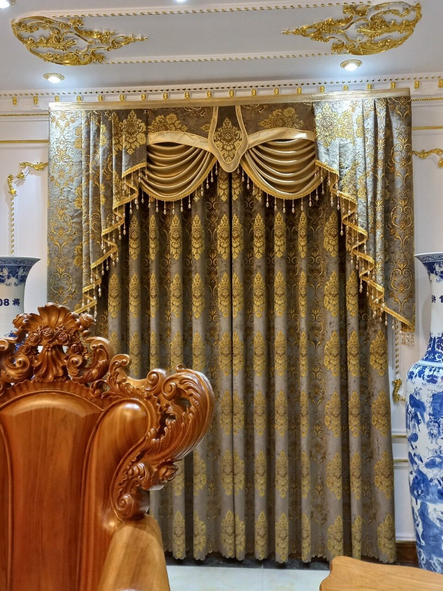 Rèm Cửa Cổ Điển Tại Bến Lức