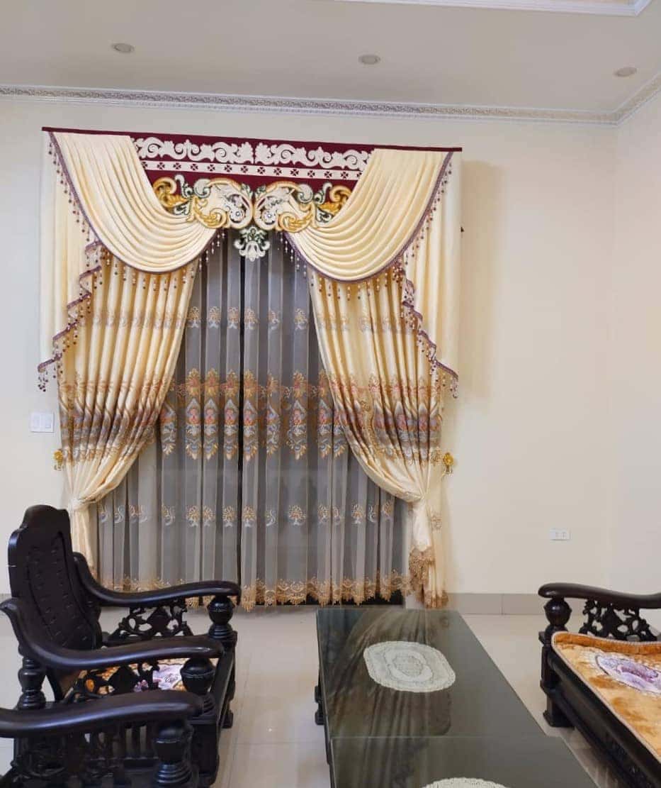 Rèm Cửa Cổ Điển Tại Cần Đước