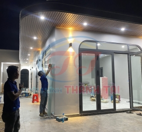 Thi công c trình cửa  nhôm xingfa  trọn gói giá ưu đãi. C trình đã hoàn thiện và bàn giao tại khu dân cư các tường-phú thạnh-Đức Hoà 