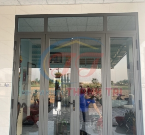 Cửa nhôm Xingfa 2 cánh mở vào - 4 cánh mở ra