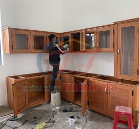 Tủ bếp nhôm Xingfa hệ 55
