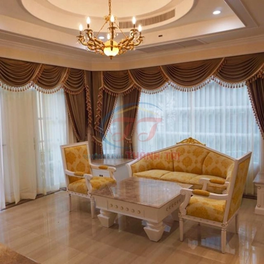 Rèm Cửa Cổ Điển Tại Bến Lức, Long An