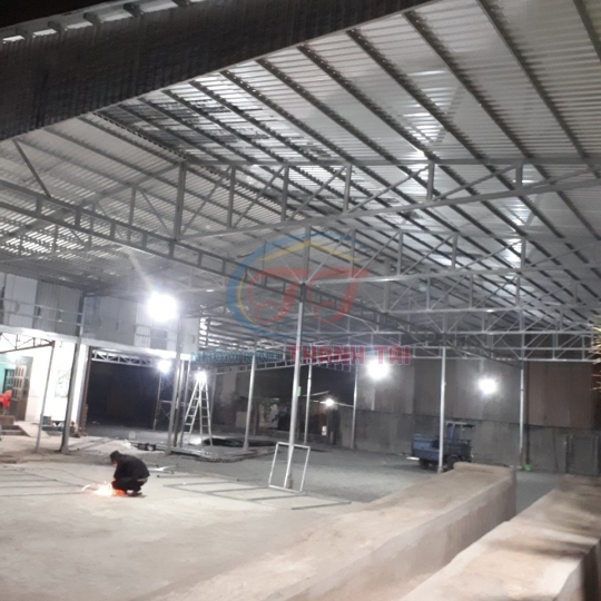 Thi công lắp đặt nhà tiền chế