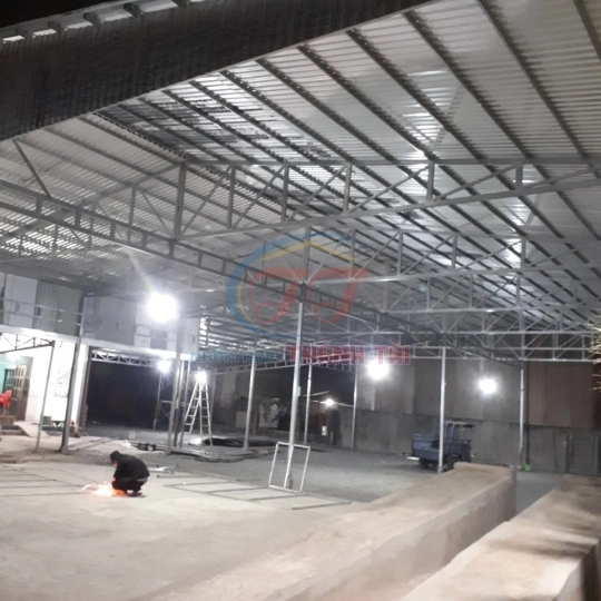 Thi công lắp đặt nhà tiền chế