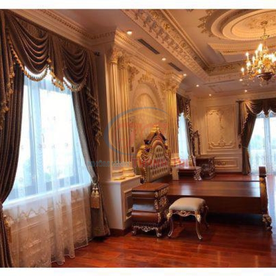 Rèm Cửa Cổ Điển Tại Cần Đước, Long An