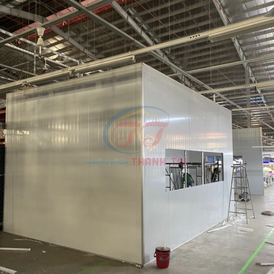 Vách Panel Xốp 50mm ngăn văn phòng