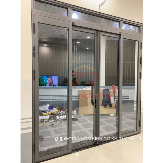 Cửa trượt quay Eurotech 4 cánh