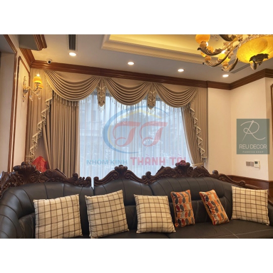 Rèm Cửa Cổ Điển Tại Quận 12