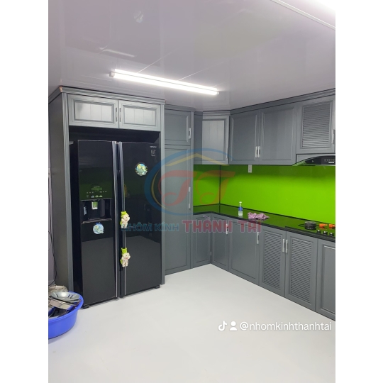 Tủ bếp nhôm nội thất Xingfa 