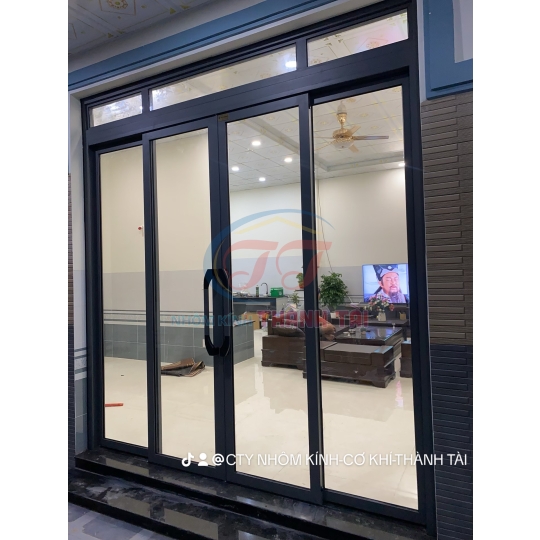 Cửa trượt quay Eurotech 4 cánh