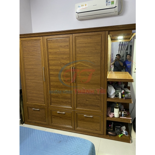Tủ quần áo nhôm nội thất màu Vân gỗ Lim đẹp chất lượng 