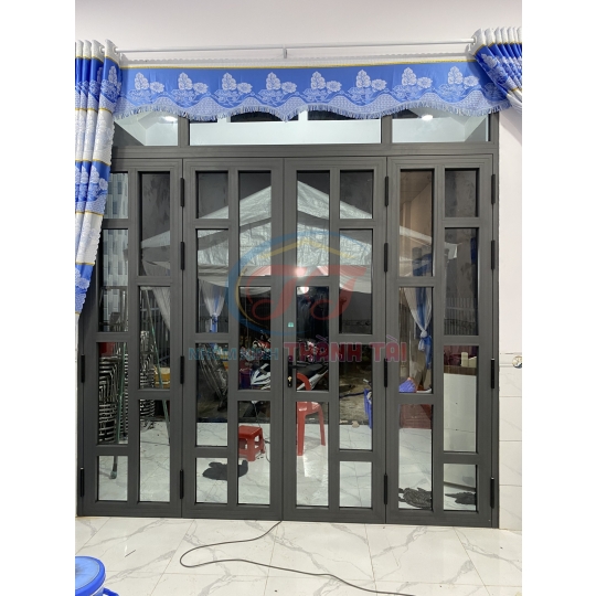 Cửa nhôm Xingfa 4 cánh chia ô 