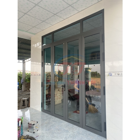 Cửa nhôm Xingfa 2 cánh mở vào - 4 cánh mở ra