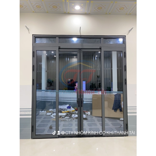 Cửa trượt quay Eurotech 4 cánh