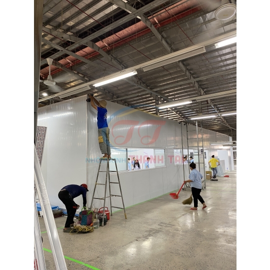 Vách ngăn văn phòng sử dụng tấm Panel giá rẻ