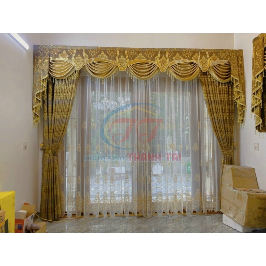 Rèm Cửa Cổ Điển Tại Cần Giuộc, Long An