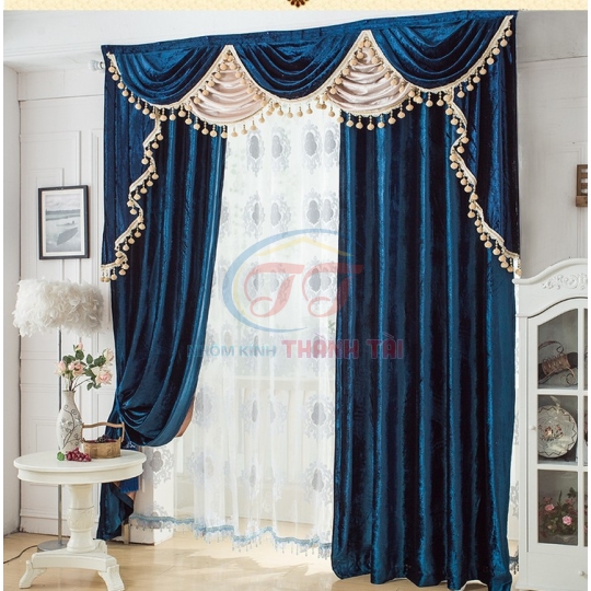 May Rèm Cửa Cổ Điển Tại Long An