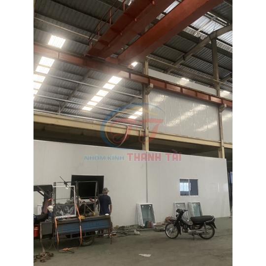 Vách Panel Xốp 50mm ngăn văn phòng