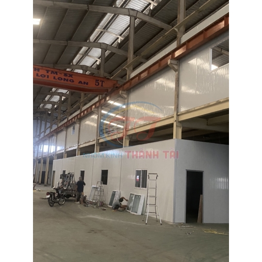 Vách Panel Xốp 50mm ngăn văn phòng